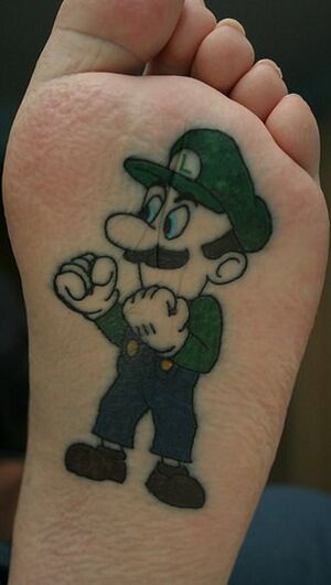 WEEGEE-foot.jpg